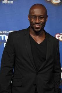 Comedian Jerry Kwarteng kommt am 24.10.2017 in Köln zur Verleihung des Deutschen Comedypreis 2017.