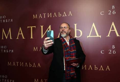MOSCOW, RUSSIA - OCTOBER 24, 2017: Director Yuri Grymov attends the Moscow premiere of Alexei Uchitel s historical drama film Matilda at the Karo 11 Oktyabr Cinema. Vyacheslav Prokofyev TASS  TS06660A