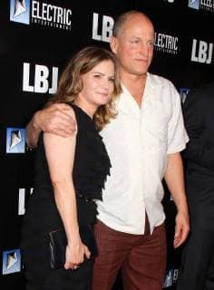 October 25, 2017 - Los Angeles, CA, U.S. - 24 October 2017 - Los Angeles, California - Jennifer Jason Leigh and Woody Harrelson. Ã¢â‚¬oeLBJÃ¢â‚¬Â World Premiere held at ArcLight Hollywood in Los Angeles. Photo Credit: AdMedia Los Angeles U.S. - ZUMAa123 20171025_zaa_a123_020 Copyright: xAdmediax