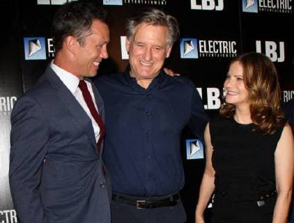 October 25, 2017 - Los Angeles, CA, U.S. - 24 October 2017 - Los Angeles, California - Jeffrey Donovan, Bill Pullman, Jennifer Jason Leigh. Ã¢â‚¬oeLBJÃ¢â‚¬Â World Premiere held at ArcLight Hollywood in Los Angeles. Photo Credit: AdMedia Los Angeles U.S. - ZUMAa123 20171025_zaa_a123_006 Copyright: xAdmediax