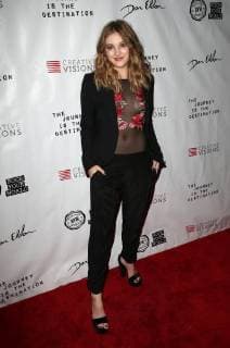 SANTA MONICA CA OCTOBER 24 Willow Shields at Premiere Of The Journey Is The Destination At The Laemmle Monica Film Center in Santa Monica California on October 24 2017 Copyright: xFayexSadoux