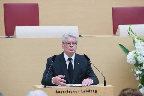 2016-07-31-Memorial ceremony at the bavarian Landtag MUNICH, GERMANY - JULY 31: Memorial ceremony at the Landtag of the bavarian state, for the murdured young teens, who were killed during the amok attack at Friday the 22 July. The federal president of Germany, Joachim Gauck, on JULY 31, 2016 in Munich, Germany. Falk Heller Anadolu Agency München Bayern Deutschland *** 2016 07 31 Memorial Ceremony AT The Bavarian Landtag Munich Germany July 31 Memorial Ceremony AT The Landtag of The Bavarian State for The Young Teens Who Were KILLED during The Amok Attack AT Friday The 22 July The Federal President of Germany Joachim Gauck ON July 31 2016 in Munich Germany Falk Heller Anadolu Agency Munich Bavaria Germany Copyright: argumx xFalkxHeller