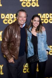 Michel Leeb et sa fille Elsa CELEBRITES Avant Premiere de Daddy Cool Paris 26 10 2017 JBAutissier Panoramic 