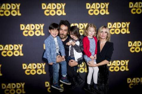 Bilder des Tages Vincent Elbaz Laurence Arne et Les Enfants du Films Maxence Chanfong Dubois Sarah Le Huu Nho Juliette Pivolot CELEBRITES Avant Premiere de Daddy Cool Paris 26 10 2017 JBAutissier Panoramic 