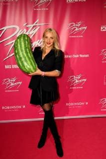 Evelyn Burdecki kommt am 26.10.2017 in Köln zur Deutschlandpremiere des Musical Dirty Dancing.