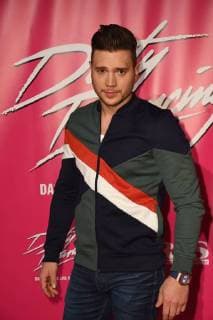 Schauspieler Bela Klentze kommt am 26.10.2017 in Köln zur Deutschlandpremiere des Musical Dirty Dancing.