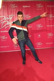 Schauspieler Bela Klentze kommt am 26.10.2017 in Köln zur Deutschlandpremiere des Musical Dirty Dancing.