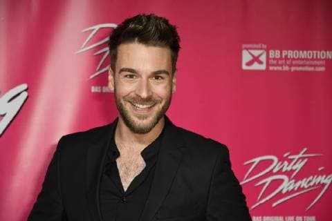 Moderator Eric Schroth kommt am 26.10.2017 in Köln zur Deutschlandpremiere des Musical Dirty Dancing.