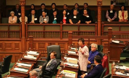 (171026) -- TORONTO, Oct.26, 2017 -- Soo Wong (C, front), a member of Provincial Parliament of Canada s Ontario province who tabled the motion, speaks during the debate period at the provincial parliament in Toronto, Canada, on Oct. 26, 2017. Canada s Ontario provincial parliament Thursday passed a motion designating Nanjing Massacre Commemorative Day to commemorate the mass killing of 300,000 Chinese by Japanese troops in Nanjing during World War II. ) CANADA-TORONTO-ONTARIO LEGISLATURE-NANJING MASSACRE COMMEMORATIVE DAY-MOTION ZouxZheng 