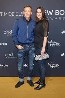 Jan Sosniok mit Frau Nadine Moellers - Verleihung des McFit NEW BODY Award in Berlin am 26.10.2017. McFit NEW BODY Award