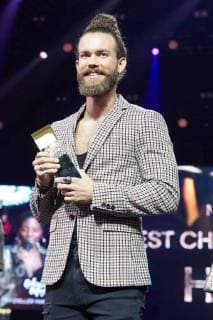 Best Character Award Gewinner Hank - Verleihung des McFit NEW BODY Award in Berlin am 26.10.2017. McFit NEW BODY Award