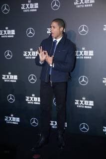 BEIJING, CHINA - OCTOBER 26: Actor Ray Fisher attends Justice League premiere at 798 Art Zone on October 26, 2017 in Beijing, China.  Copyright: xVCGx CFP111130869983
