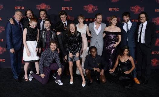 Cast members gather for a photo-op during the premiere of Netflix s Stranger Things Season 2 at the Regency Bruin Theatre in Los Angeles on October 26, 2017. Storyline: When a young boy disappears, his mother, a police chief, and his friends must confront terrifying forces in order to get him back.  LAP2017102674 JIMxRUYMEN