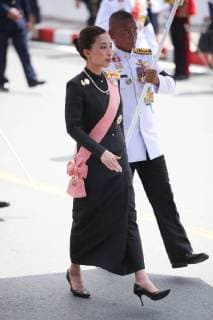 Late King Bhumibol royal relics and ashes Her Royal Highness Princess Bajrakitiyabha join a procession to transfer His Majesty the late King Bhumibol Adulyadej’s royal relics and ashes from the royal crematorium in Sanam Luang to the Grand Palace, Bangkok, on October 27th, 2017. Bangkok Bangkok Thailand Royal Grand Palace  PanupongxChangchai