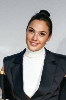 BEIJING, CHINA - OCTOBER 27: Israeli actress and model Gal Gadot attends the fans meeting of film Justice League on October 27, 2017 in Beijing, China.  Copyright: xVCGx CFP111130964097