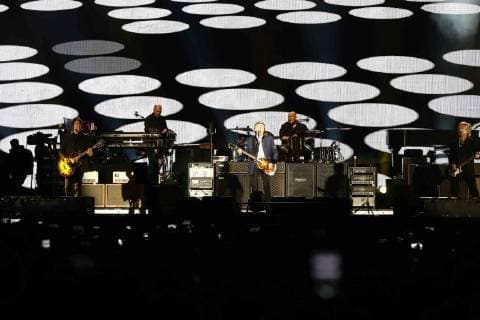October 28 2017 EUM20171028ESP40 JPG CIUDAD DE MEXICO MusicMusica Paul McCartney Aspectos del concierto del cantante britanico Paul McCartney de este sabado 28 de octubre de 2017 Estadio Azteca Foto Agencia EL UNIVERSALYadin XolalpaJMA  - ZUMAu78_ 20171028_zaf_u78_207 Copyright: xElxUniversalx