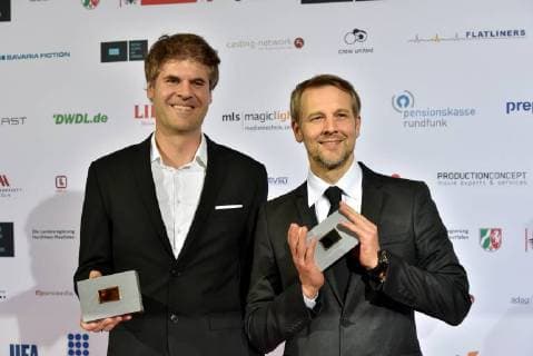 Jan Adamczyk und Denis Behnke für VFX Animation in Der gleiche Himmel am 28.10.2017 in Köln bei der Verleihung von Auszeichnungen an Fernsehschaffende aller creativen Gewerke durch die Deutsche Akademie für Fernsehen - DAFF - . Zum 5. mal werden hier herausragende Leistungen bei der Herstellung deutscher Fernsehprogramme gewürdigt.