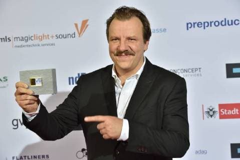 Schauspieler Ronald Kukulies erhielt Preis für beste Nebenrolle in Tatort – Borowski und das Fest des Nordens am 28.10.2017 in Köln bei der Verleihung von Auszeichnungen an Fernsehschaffende aller creativen Gewerke durch die Deutsche Akademie für Fernsehen - DAFF - . Zum 5. mal werden hier herausragende Leistungen bei der Herstellung deutscher Fernsehprogramme gewürdigt.