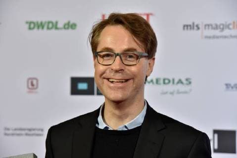 Dokumentarfilmer Christoph Menardi für Glaubenskrieger am 28.10.2017 in Köln bei der Verleihung von Auszeichnungen an Fernsehschaffende aller creativen Gewerke durch die Deutsche Akademie für Fernsehen - DAFF - . Zum 5. mal werden hier herausragende Leistungen bei der Herstellung deutscher Fernsehprogramme gewürdigt.