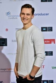 Schauspieler Rick Okon am 28.10.2017 in Köln bei der Verleihung von Auszeichnungen an Fernsehschaffende aller creativen Gewerke durch die Deutsche Akademie für Fernsehen - DAFF - . Zum 5. mal werden hier herausragende Leistungen bei der Herstellung deutscher Fernsehprogramme gewürdigt.