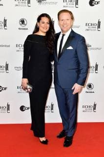 Daniel Hope und Silvana Kaiser bei der Verleihung vom Echo Klassik am 29.10.2017 in Hamburg Echo Klassik 2017 in Hamburg