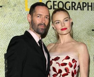 Los Angeles, CA, U.S. - 30 October 2017 - Los Angeles, California - Kate Bosworth with husband Michael Polish. National Geographic The Long Road Home Premiere held at Royce Hall in UCLA in Los Angeles. Photo Credit: AdMedia Los Angeles U.S. - ZUMAa123 20161030_zaa_a123_483 Copyright: xAdmediax