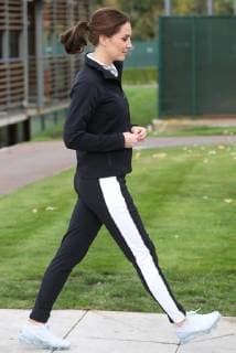 . 31 10 2017. London, United Kingdom. The Duchess of Cambridge leaving the Lawn Tennis Association at the National Tennis Centre in London.  xStephenxLockx xi-Imagesx IIM-16252-0028
