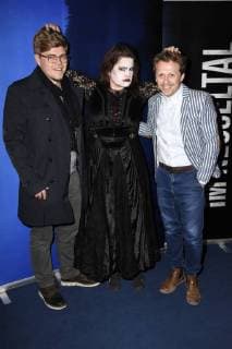 Philipp J. Pamer, Gast und Ferdinand Schmidt-Modrow bei der Premiere des Kinofilms Im Nesseltal im Monopol Kino. München, 31.10.2017