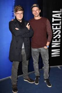 Philipp J. Pamer und Ben Blaskovic bei der Premiere des Kinofilms Im Nesseltal im Monopol Kino. München, 31.10.2017