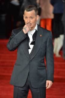 November 2, 2017 - London, London, UK - London, UK. JOHNNY DEPP attends the World Film premiere of Murder On The Orient Express London UK  - ZUMAl94_ 20171102_zaf_l94_080 Copyright: xRayxTangx