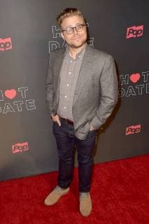 Adam Conover bei der Premiere der Pop TV Serie Hot Date im Restaurant Estrella. West Hollywood, 02.11.2017