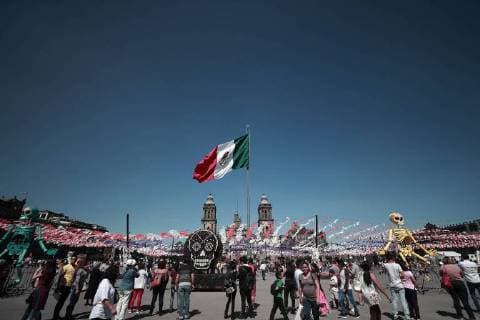 November 3 2017 EUM20171103NAC13 JPG CIUDAD DE MEXICO TraditionsTradiciones CDMX Aspectos de la ofrenda en el Zocalo de esta capital 3 de noviembre de 2017 con motivo del Dia de Muertos Foto Agencia EL UNIVERSALAlejandra LeyvaJMA  - ZUMAu78_ 20171103_zaf_u78_056 Copyright: xElxUniversalx