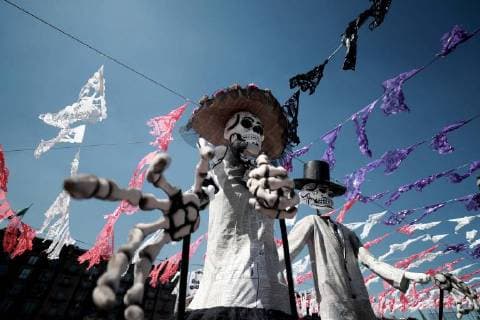November 3 2017 EUM20171103NAC19 JPG CIUDAD DE MEXICO TraditionsTradiciones CDMX Aspectos de la ofrenda en el Zocalo de esta capital 3 de noviembre de 2017 con motivo del Dia de Muertos Foto Agencia EL UNIVERSALAlejandra LeyvaJMA  - ZUMAu78_ 20171103_zaf_u78_065 Copyright: xElxUniversalx