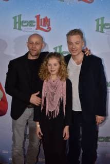 Jürgen Vogel, l-r, Hedda Erlebach, Michael Mittermeier posiert am 05.11.2017 in Köln bei der Premiere des Kinofilm Hexe Lilli rettet Weihnachten .