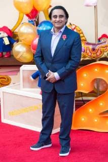 November 5, 2017 - London, London, UK - London, UK. SANJEEV BHASKAR attends the Paddington Bear 2 UK film premiere. London UK  - ZUMAl94_ 20171105_zaf_l94_050 Copyright: xRayxTangx