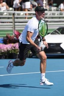 DELRAY BEACH FL NOVEMBER 04 Scott Foley attends the Chris Evert Raymond James Pro Celebrity Tennis Classic at the Delray Beach Tennis Center on November 4 2017 in Delray Beach Florida Copyright: xmpi04x