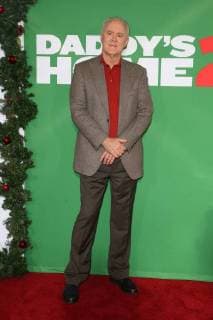 WESTWOOD CA NOVEMBER 5 John Lithgow at the premiere of Daddy s Home 2 at the Regency Village Theater in Westwood California on November 5 2017 Copyright: xFayexSadoux