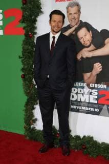 WESTWOOD CA NOVEMBER 5 Mark Wahlberg at the premiere of Daddy s Home 2 at the Regency Village Theater in Westwood California on November 5 2017 Copyright: xFayexSadoux