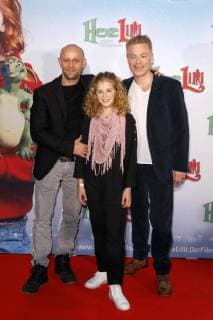 Jürgen Vogel, Hedda Erlebach und Michael Mittermeier bei der Premiere des Kinofilms Hexe Lilli rettet Weihnachten im Cinedom. Köln, 05.11.2017