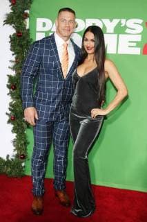 John Cena und Nikki Bella bei der Daddy s Home 2 Film Premiere am 5.11.2017 in Los Angeles Daddy s Home 2 Filmpremiere in Los Angeles, 2017