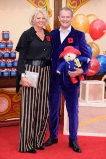 Hugh Bonneville mit Lulu Williams bei der Premiere des Kinofilms Paddington 2 im BFI Southbank. London, 05.11.2017 Hugh Bonneville mit Lulu Williams