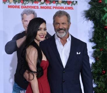 Cast member Mel Gibson and screenwriter Rosalind Ross attend the premiere of the motion picture comedy Daddy s Home 2 at the Regency Village Theatre in the Westwood section of Los Angeles on November 5, 2017. Storyline: Brad and Dusty must deal with their intrusive fathers during the holidays.  LAP2017110582 JIMxRUYMEN