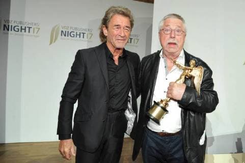 Peter Maffay, Wolf Biermann VDZ Publishers Night 2017 Preisverleihung der Goldenen Victoria in der Hauptstattrepraesentanz der Deutschen Telekon in Berlin am 06.11.2017