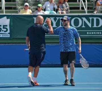 DELRAY BEACH FL NOVEMBER 05 Jared McGraw participates in the 28th Annual Chris Evert Raymond James Pro Celebrity Tennis Classic at Delray Beach Tennis Center on November 5 2017 in Delray Beach Florida People Jared McGraw Transmission Ref MNC20 Copyright: xHoo-Me.comx xMediaPunchx