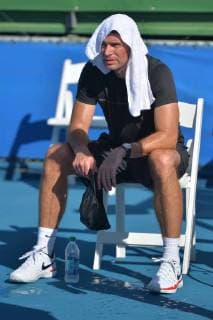DELRAY BEACH FL NOVEMBER 05 Scott Foley participates in the 28th Annual Chris Evert Raymond James Pro Celebrity Tennis Classic at Delray Beach Tennis Center on November 5 2017 in Delray Beach Florida People Scott Foley Transmission Ref MNC20 Copyright: xHoo-Me.comx xMediaPunchx