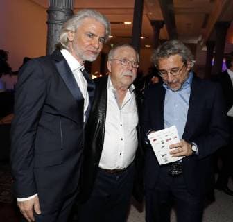 Dr. Hermann Buehlbecker (Alleininhaber LAMBERTZ), Wolf Biermann, Can Duendar bei Publisher s Night 2017 in der Telekom Hauptstadtrepraesentanz Berlin.