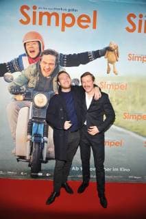 Frederick Lau, David Kross Ankunft der Darsteller zur Premiere von SIMPEL im Filmtheater am Frriedrichshain in Berlin am 06.11.2017