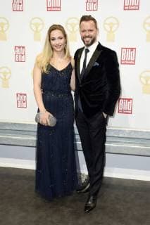Sophia Flörsch und Arndt Hüsges bei der Verleihung des Goldenen Lenkrads 2017 im Axel-Springer-Haus. Berlin, 07.11.2017