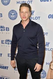 Josh Dallas bei der Premeire der Hulu Dokumentation Obey Giant im Theatre at Ace Hotel. Los Angeles, 07.11.2017