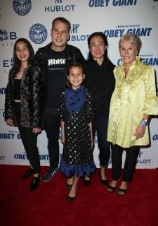 LOS ANGELES CA NOVEMBER 7 Amanda Fairey Shepard Fairey Guests at Photo Op For Hulu s Obey Giant at the The Theatre at Ace Hotel in Los Angeles California on November 7 2017 Copyright: xFayexSadoux
